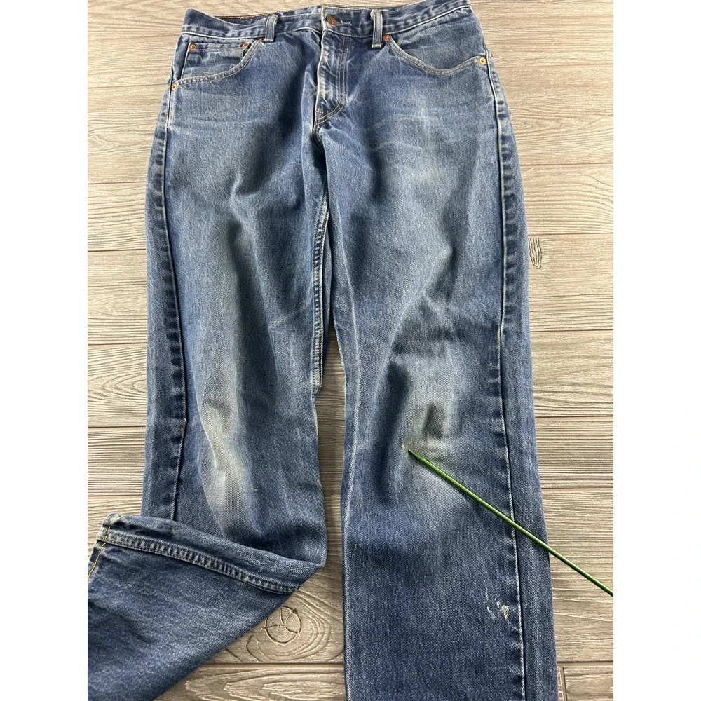 LEVI'S STRAUSS & CO Men's 521 02 Straight Regular Jeans Size W33 L34